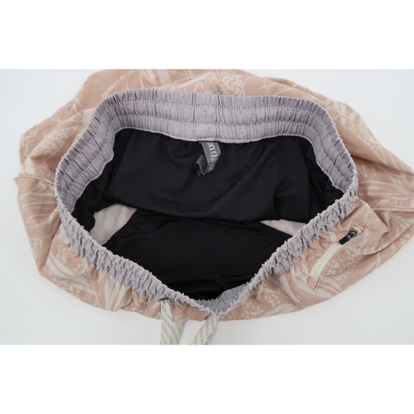 Vuori Womens Large 2" Clementine Shorts Running Lined Drawstring Salt Pink VW304 - Picture 5 of 8